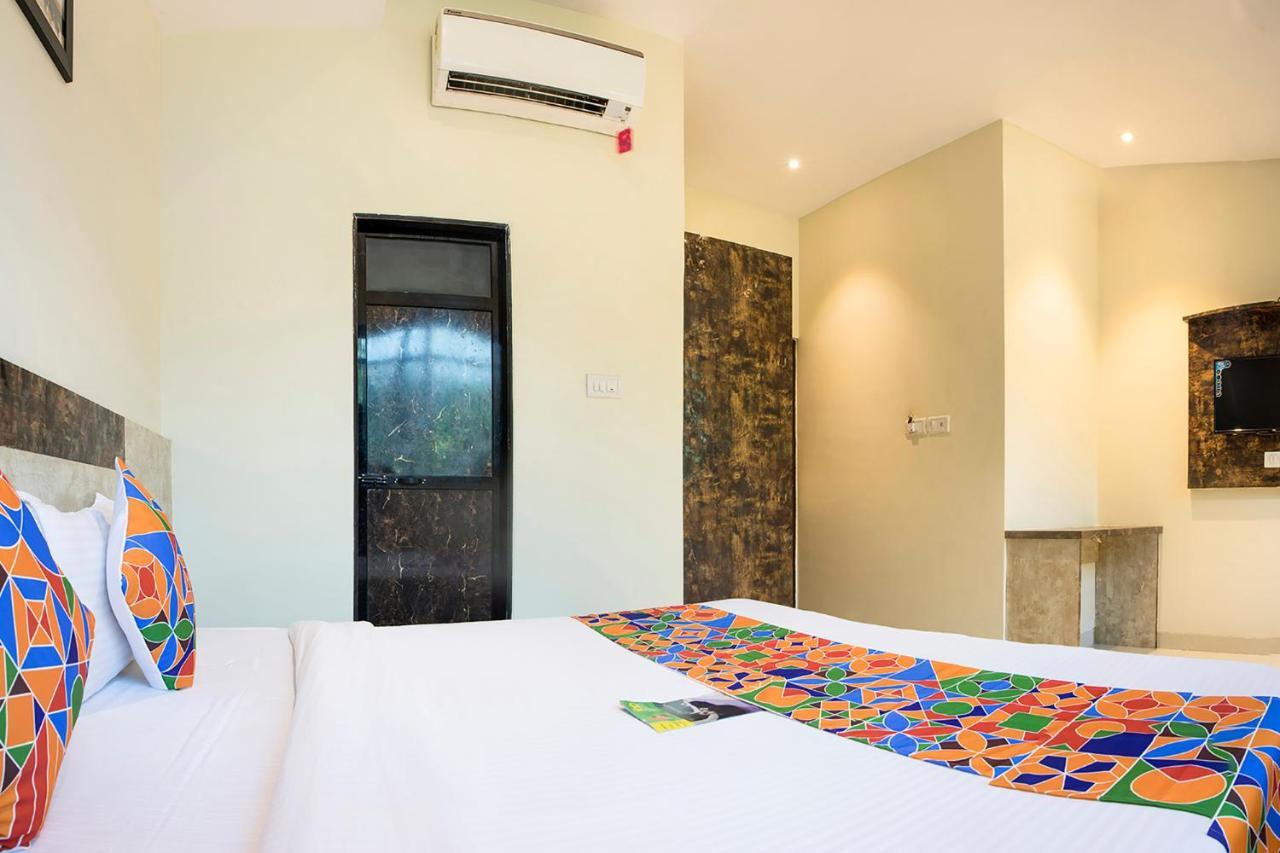 Fabexpress Embassy Grand - Nr Bkc Hotel Mumbai Exterior photo
