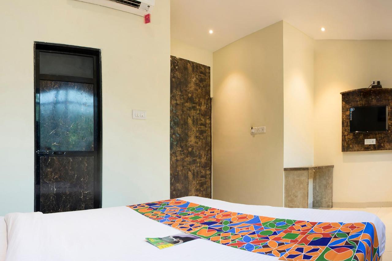 Fabexpress Embassy Grand - Nr Bkc Hotel Mumbai Exterior photo