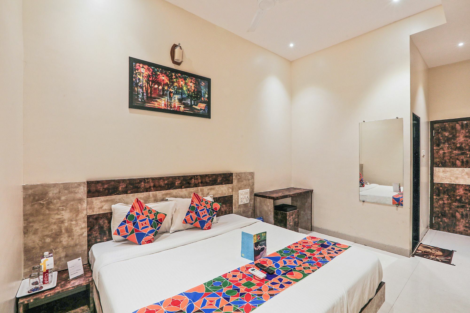 Fabexpress Embassy Grand - Nr Bkc Hotel Mumbai Exterior photo