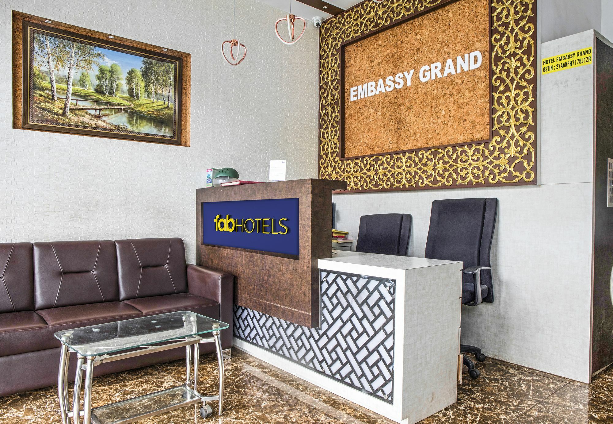 Fabexpress Embassy Grand - Nr Bkc Hotel Mumbai Exterior photo